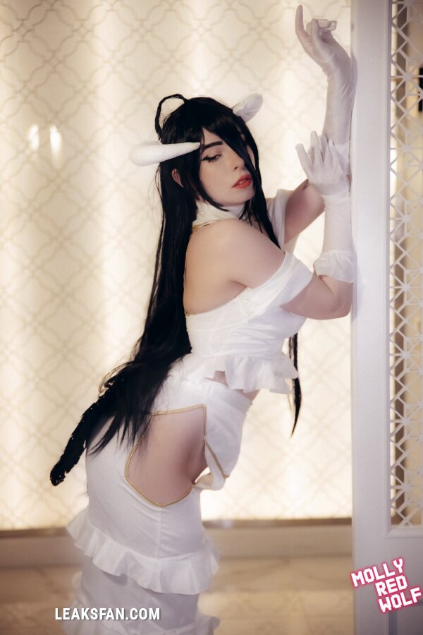 MollyRedWolf Albedo cosplay - 2