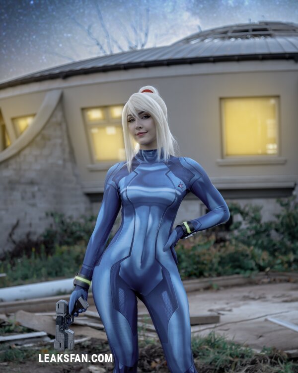 Luxlo Cosplay- Samus - 1