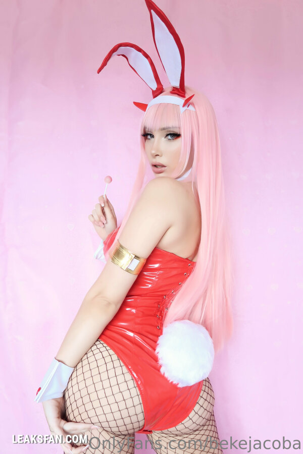 Beke Jacoba - Bunny Zero Two - 2