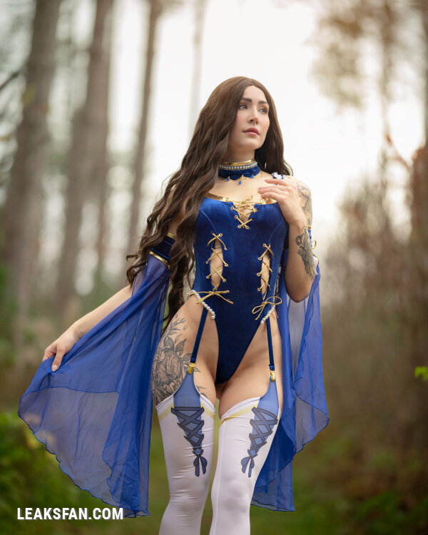 Luxlo Cosplay - Arwen Lewd - 0