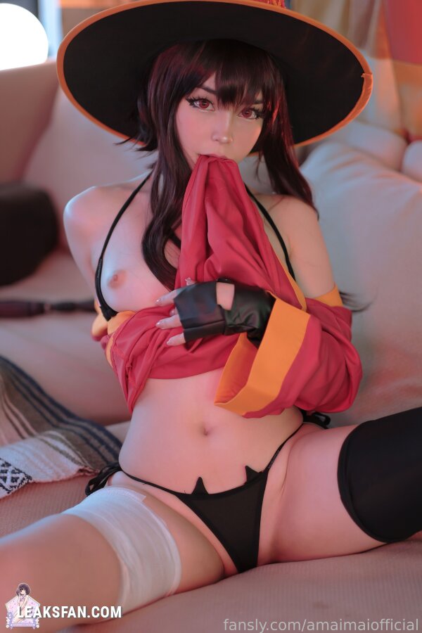 AmaiMai - Megumin - 11