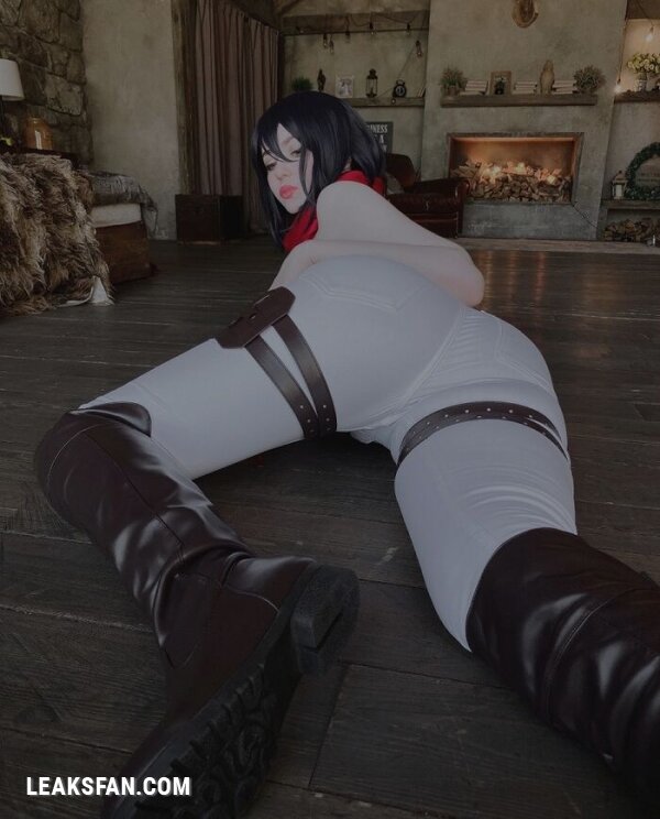 Alina Becker - Mikasa Ackerman - 13