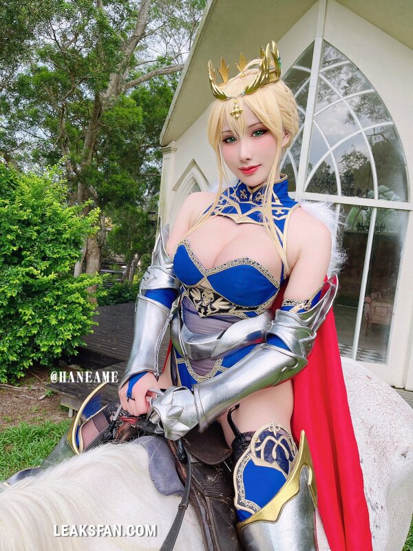 Hane Ame - Artoria Pendragon (Fate Grand Order) - 0