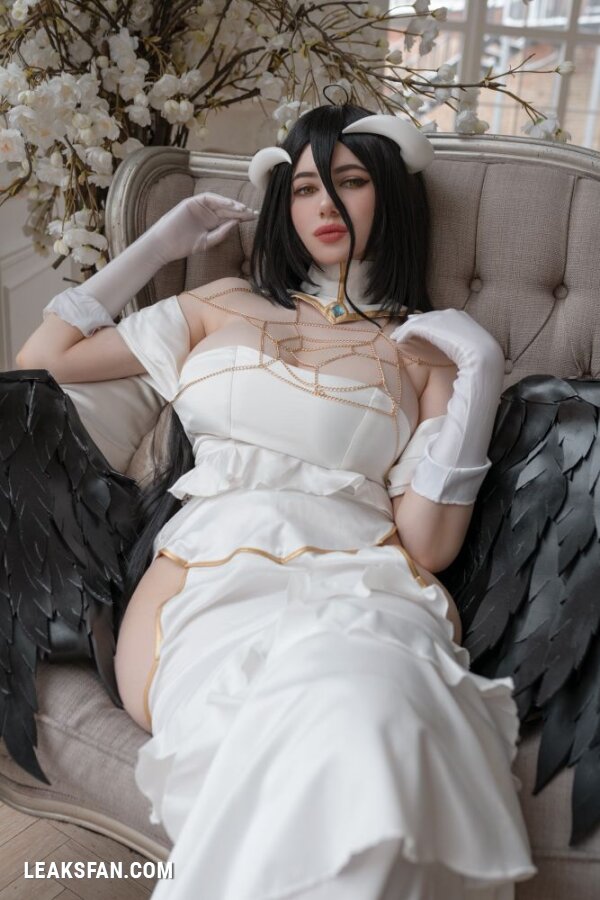 Alina Becker - Albedo (Overlord) - 1