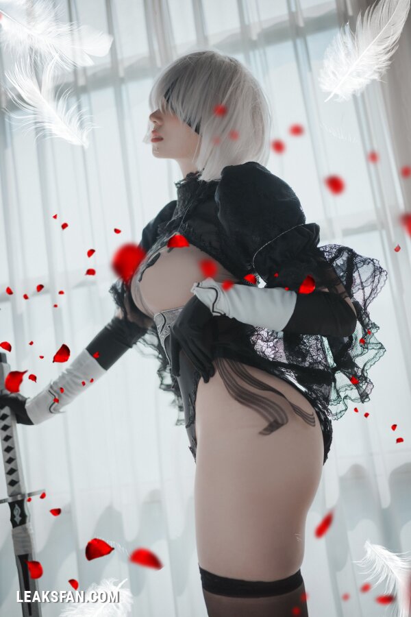 DJAWA Photo - Bambi (밤비) - La Rose NoirE 2B-2 - 2