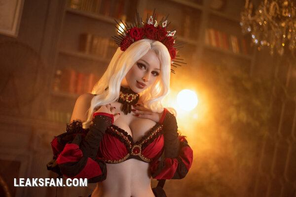 Lady Melamori - Carmilla - 2