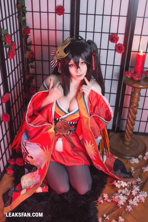 Shiro Kitsune - Taihou (Azur Lane ) - 1