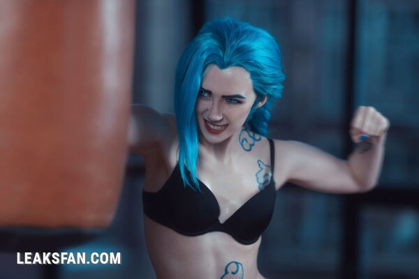 Mik Allen - Jinx - Vi (Arkane / League of Legends) - 1