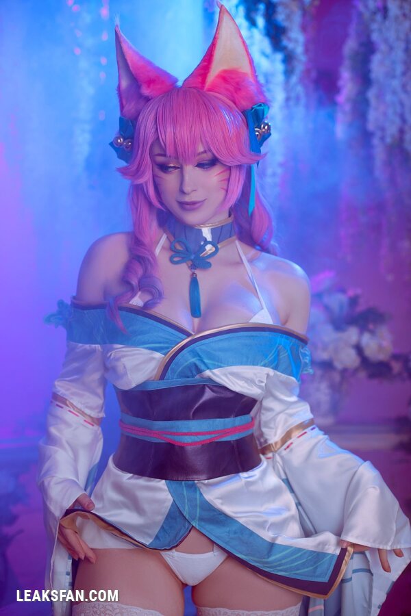 Lady Melamori - Ahri Spirit Blossom (League Of Legends) - 0