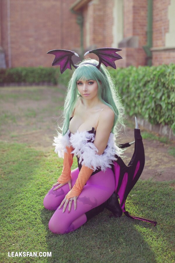 Amy Thunderbolt as Morrigan Aensland - 8