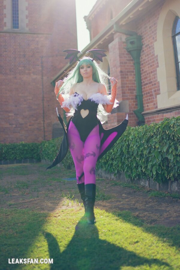 Amy Thunderbolt as Morrigan Aensland - 14