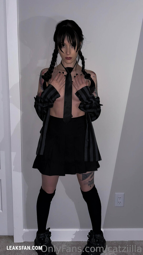 Catziilla - Wednesday Addams - 21