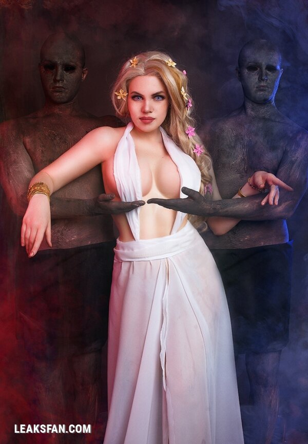 Alice Cosplay - Aphrodite - 1