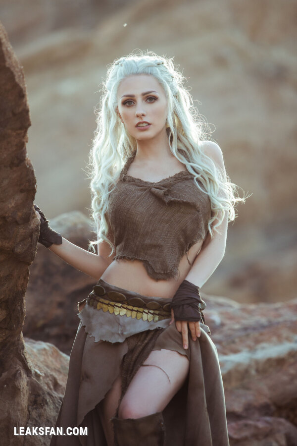 RolyatIsTaylor - Daenerys Targaryen - 2