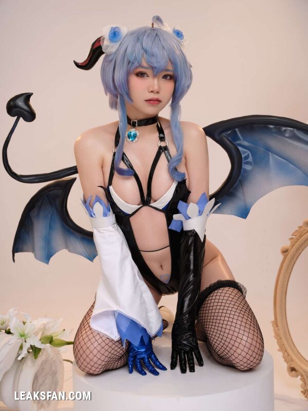 ZinieQ - Ganyu Succubus - 23