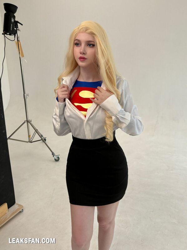 Ulichan - Super Girl - 32