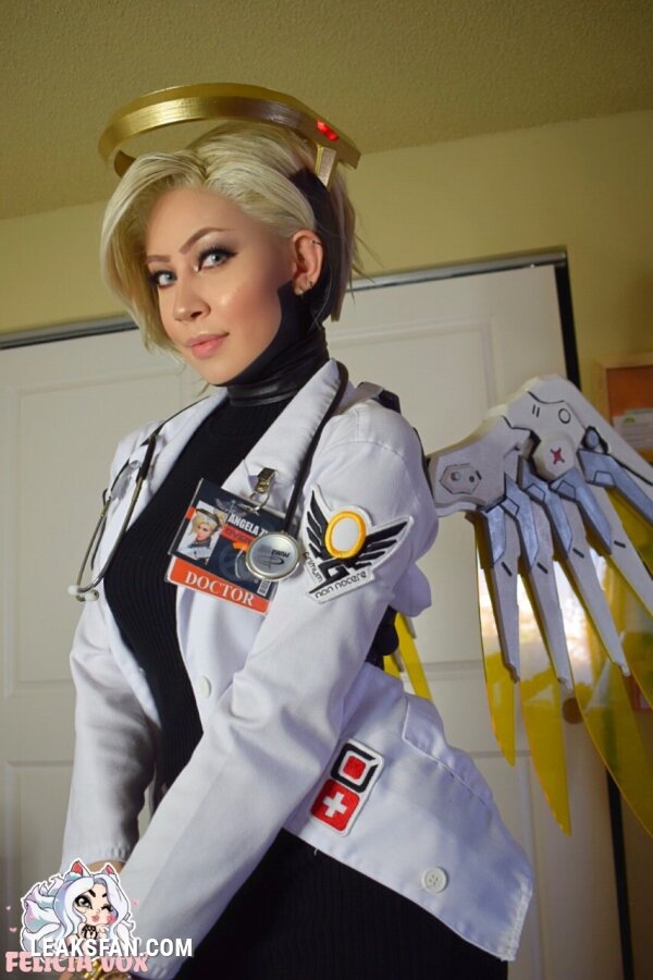 Felicia Vox - Doctor Ziegler - 1