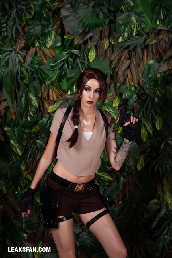 Lera Himera - Lara Croft - 12