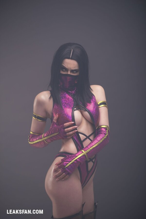 Mileena Cosplay by Anastasia Vvedenskaya - 2