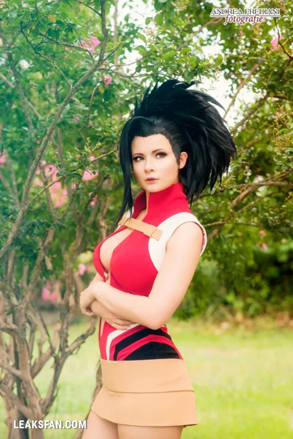 Jannet In cosplay - Momo Yaoyorozu - 11