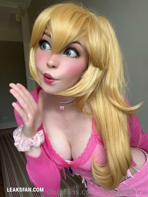 Belle Delphine - Princess Peach - 0