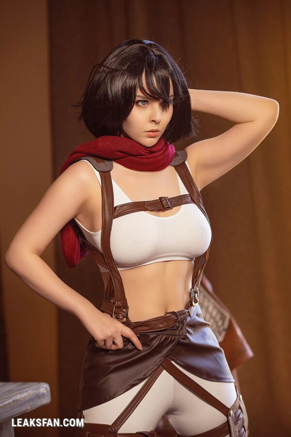 Helly Valentine - Mikasa Ackerman (Shingeki No Kyojin) - 2