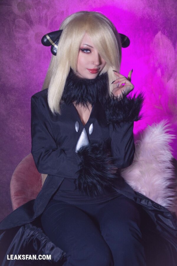 Shiro Kitsune - Cynthia (Pokemon) - 2