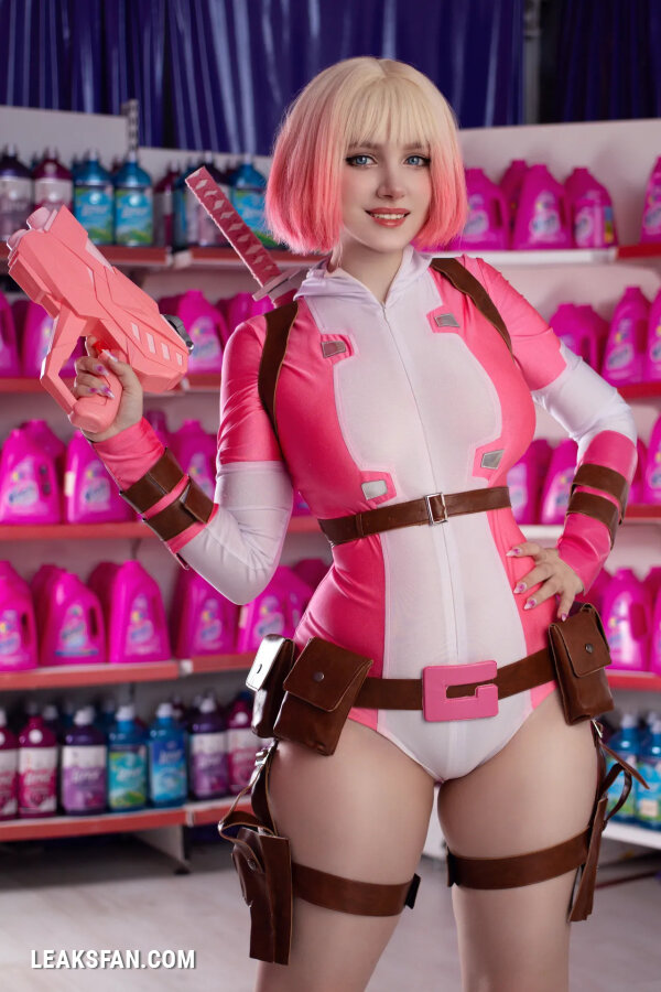 Ulichan - Gwenpool - 34