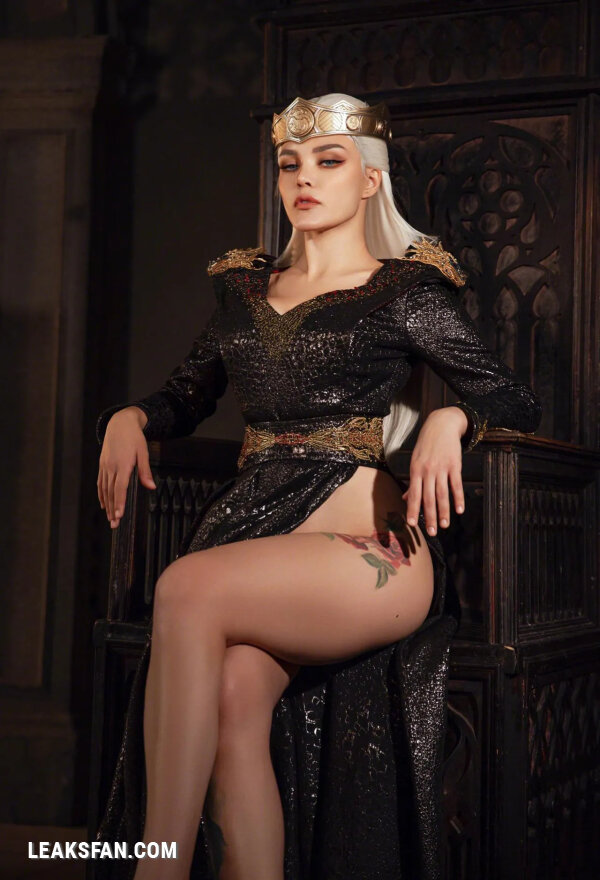 Kalinka Fox - Rhaenyra Targaryen - 2