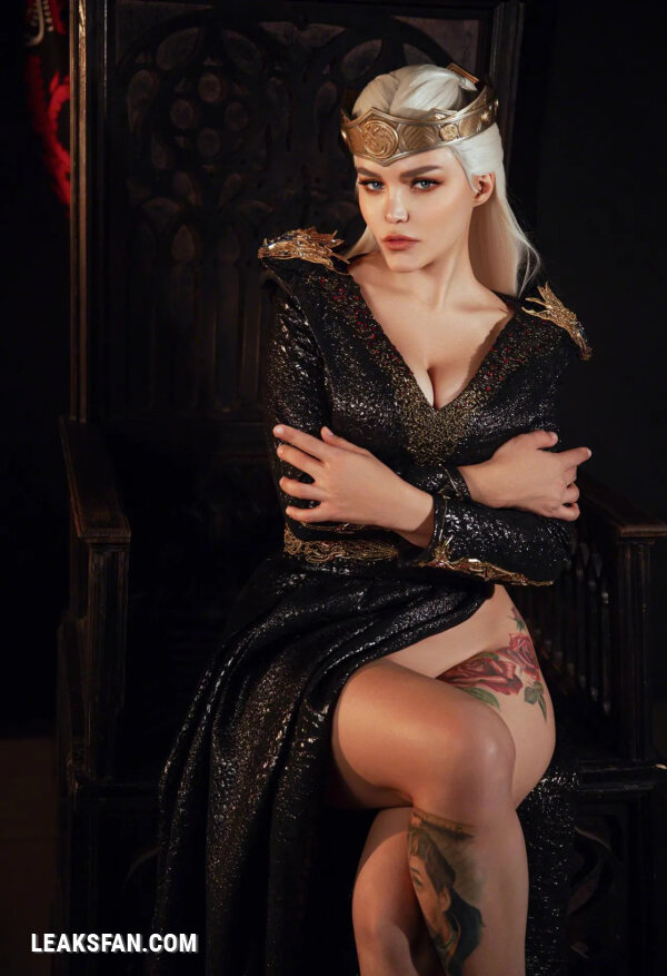 Kalinka Fox - Rhaenyra Targaryen - 7