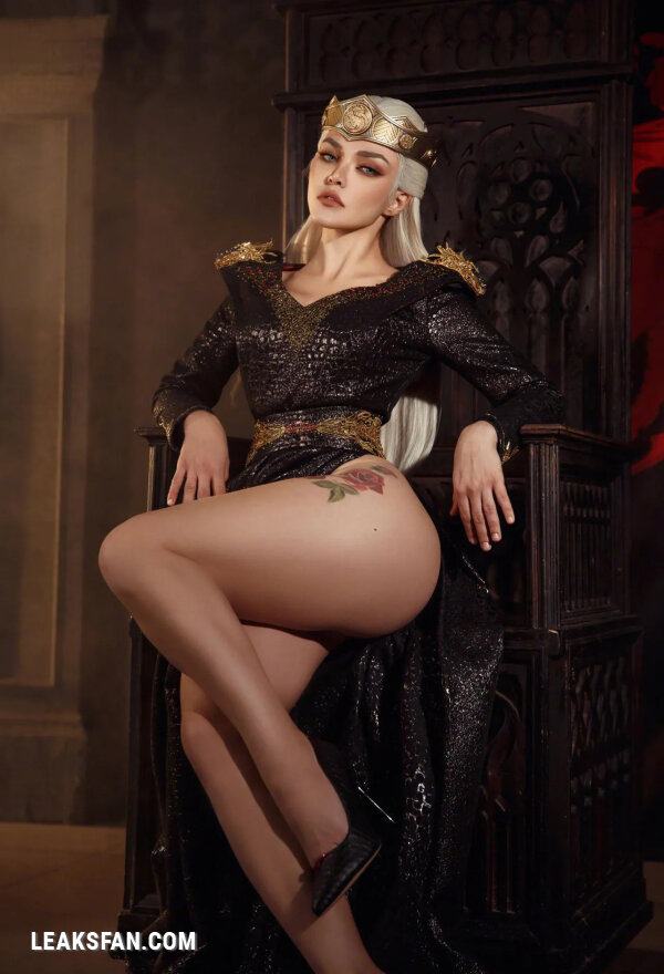 Kalinka Fox - Rhaenyra Targaryen - 44