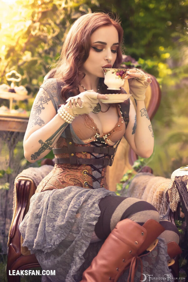 Forbidden Realm - Genevieve - The Mad Hatter (Alice in Wonderland) - 8