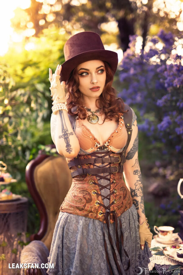 Forbidden Realm - Genevieve - The Mad Hatter (Alice in Wonderland) - 31