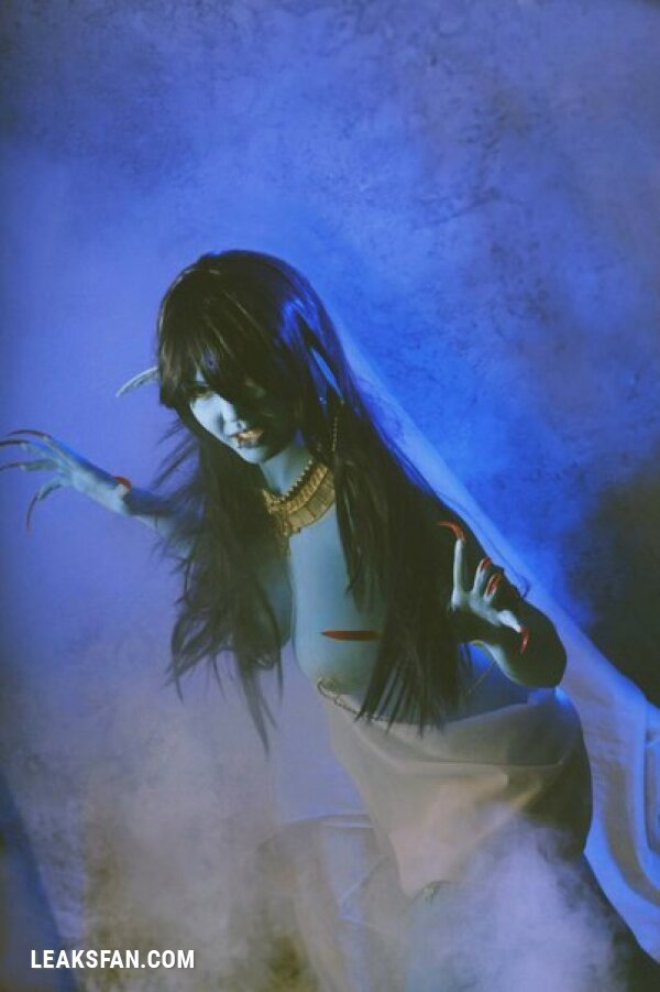 Paimon best cosplayers (Magi: The Labyrinth of Magic) - 1