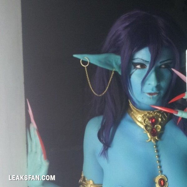 Paimon best cosplayers (Magi: The Labyrinth of Magic) - 0