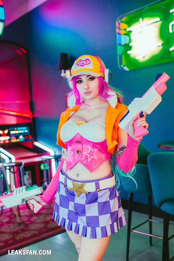 Kayla Erin - Arcade Miss Fortune - 1