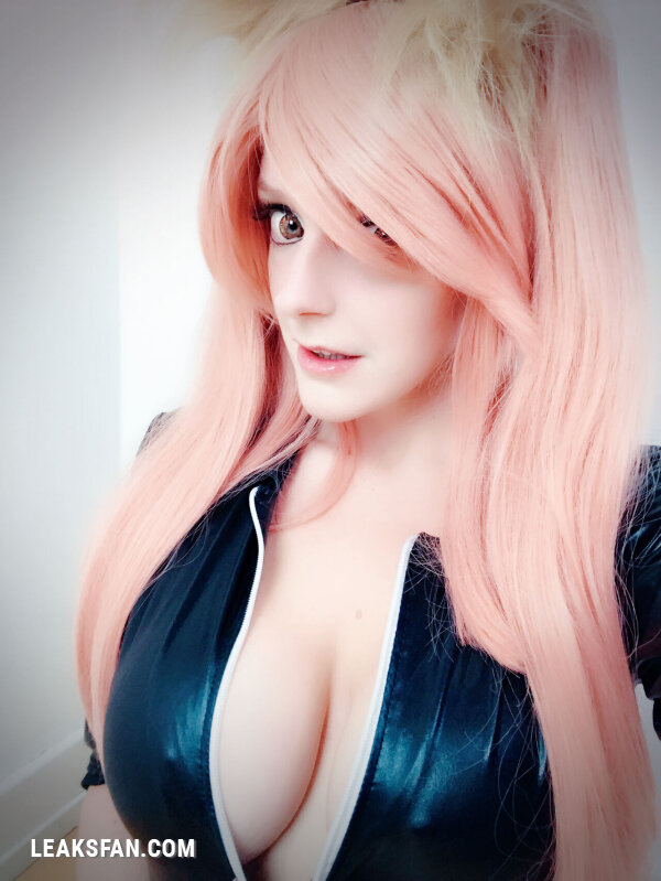 Vicki Valkyrie as Tamamo - 2